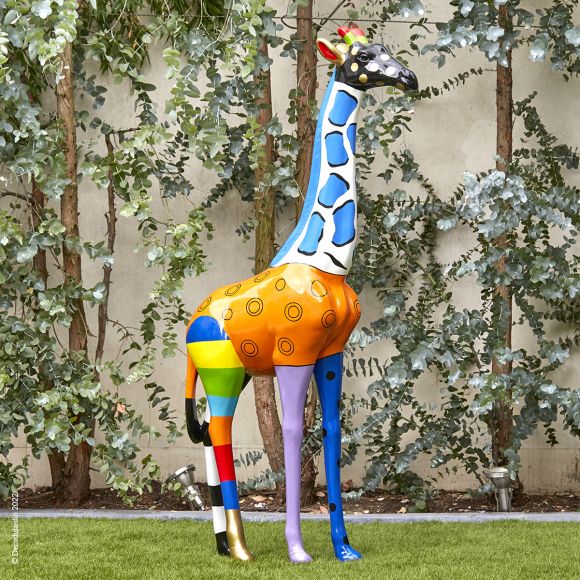 Statue de Girafe design et colorée grandeur nature en resine et vernis carrosserie.