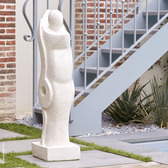Statue abstraite femme,  béton fibré Terrazzo blanc.