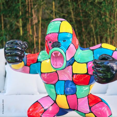 Gorille multicolore, statue animale en résine et vernis carrosserie.